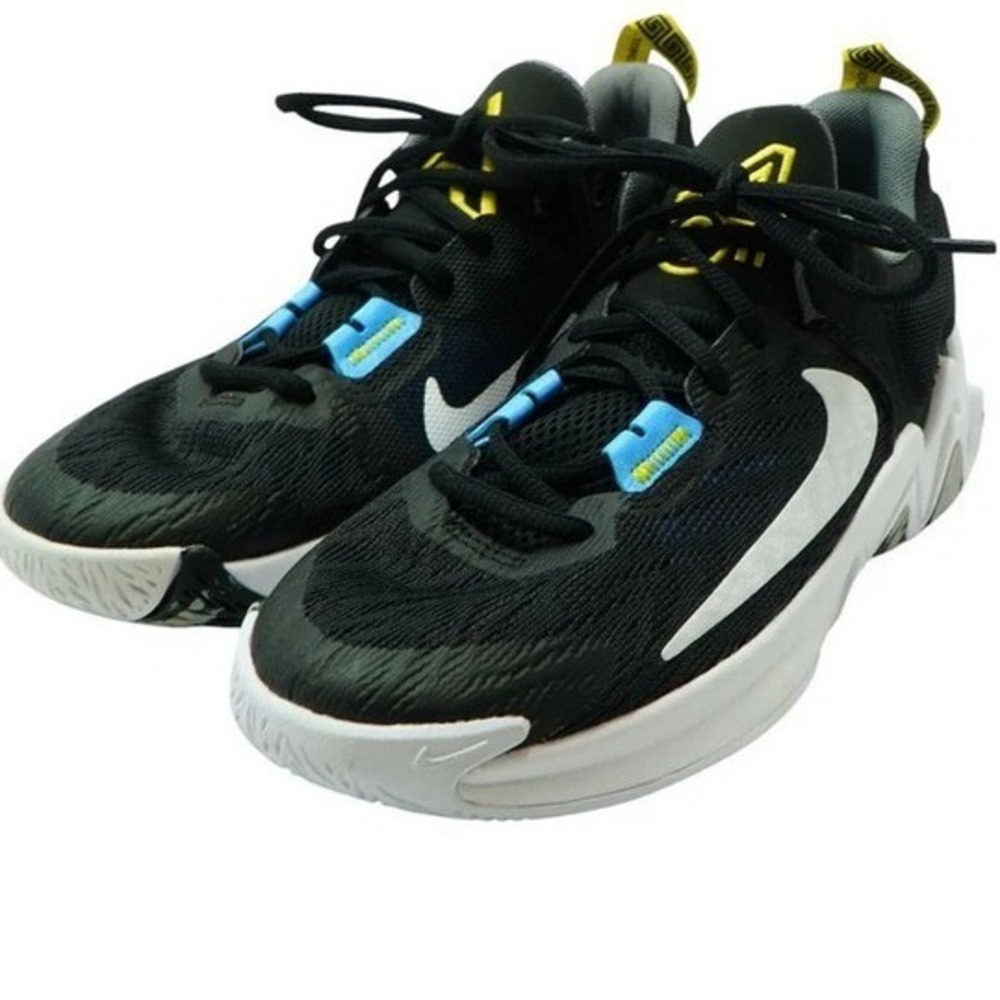Nike Giannis Immortality 2 Sz 4‎ Basketball Shoes Sneakers Kids Black White